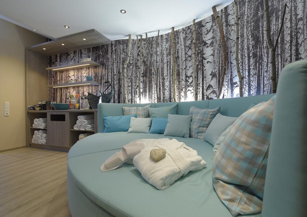Landidyll Hotel Haus Hochstein Эслоэ Экстерьер фото